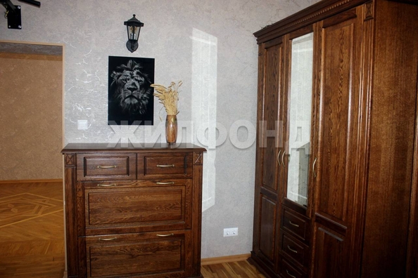 
  Продается 3-комн. квартира, 104.4 м², Фрунзе ул, д. 18/1
. Фото 11.