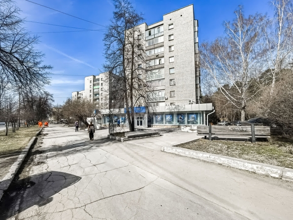 
  Продается 2-комн. квартира, 42 м², Богдана Хмельницкого ул, д. 17
. Фото 18.