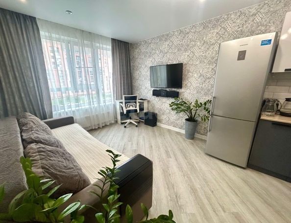 
  Продается 2-комн. квартира, 71 м², Владимира Заровного ул, д. 38
. Фото 4.