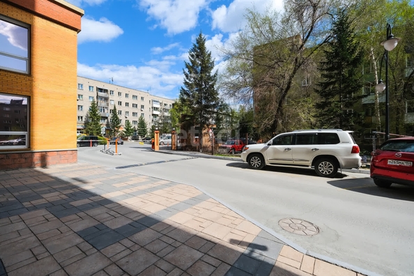 
  Продается 3-комн. квартира, 86.6 м², Холодильная ул, д. 17
. Фото 31.