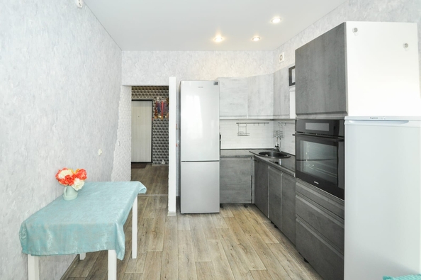 
  Продам 1-комн. квартиру, 38.8 м², Романтиков ул, д. 6/1
. Фото 4.