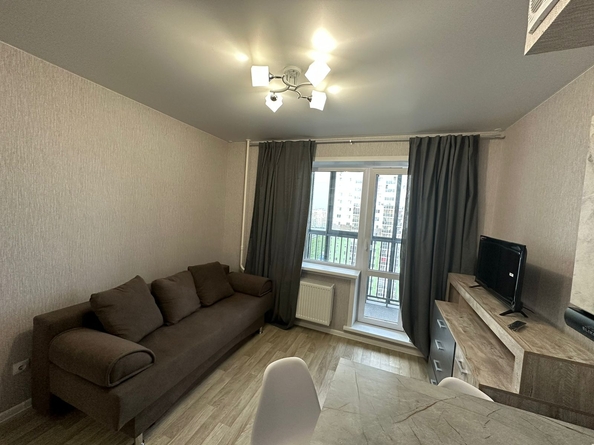 
  Сдается 1-комн. квартира, 18.1 м², Титова ул
. Фото 2.