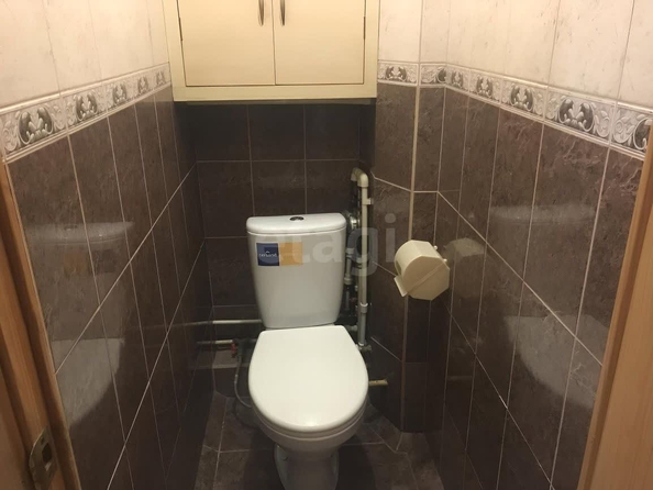 
  Продается 3-комн. квартира, 60 м², Петухова ул, д. 122
. Фото 1.