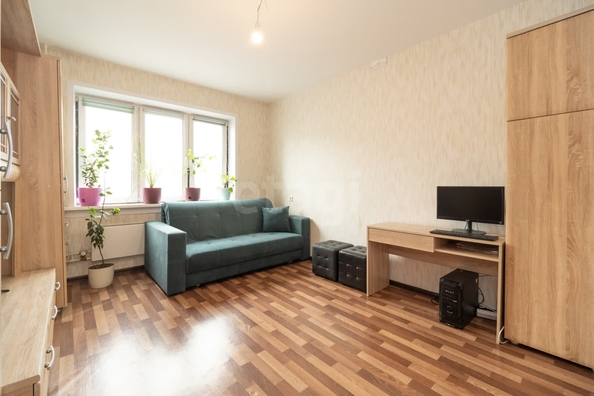 
  Продается 1-комн. квартира, 32.5 м², Титова ул, д. 276
. Фото 8.