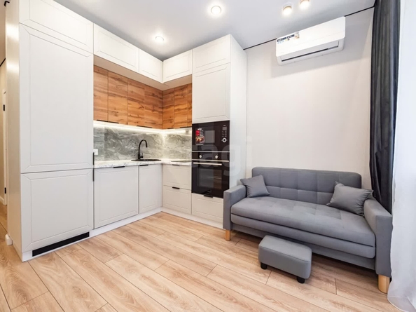 
  Продается 2-комн. квартира, 37 м², Добролюбова ул, д. 162/1
. Фото 1.