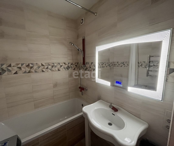
  Продается 2-комн. квартира, 61.2 м², Державина ул, д. 92
. Фото 7.