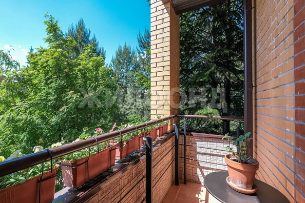 
  Продается 4-комн. квартира, 224.3 м², Кедровая ул, д. 43/4
. Фото 36.