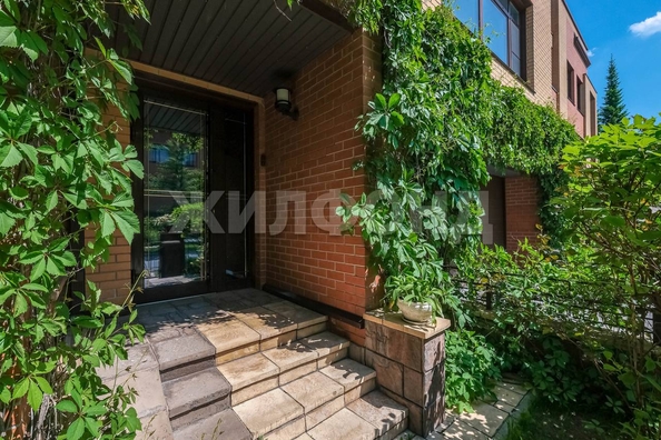 
  Продается 4-комн. квартира, 224.3 м², Кедровая ул, д. 43/4
. Фото 61.