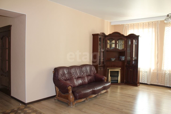 
  Сдается 3-комн. квартира, 110 м², Максима Горького ул, д. 85
. Фото 4.