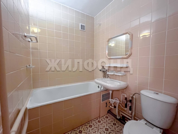 
  Продается 1-комн. квартира, 27.9 м², Блюхера ул, д. 17/3
. Фото 8.