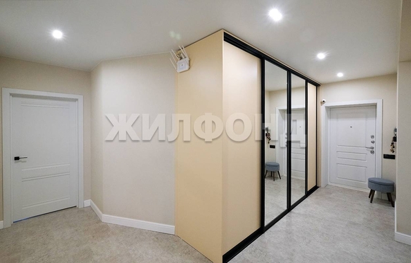 
  Продается 2-комн. квартира, 83.6 м², Гоголя ул, д. 32/1
. Фото 4.