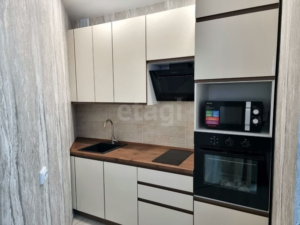 
  Сдается 3-комн. квартира, 76.8 м², Семьи Шамшиных ул, д. 77
. Фото 14.
