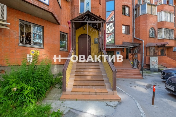 
  Продается 3-комн. квартира, 221.8 м², Красный пр-кт, д. 153А
. Фото 46.