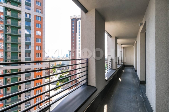 
  Продается 3-комн. квартира, 96 м², Семьи Шамшиных ул, д. 93
. Фото 7.