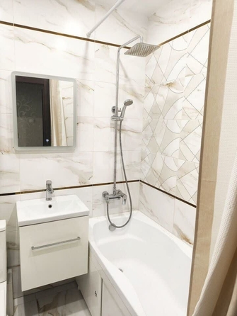 
  Продается 1-комн. квартира, 39 м², Петухова ул, д. 160/1
. Фото 1.