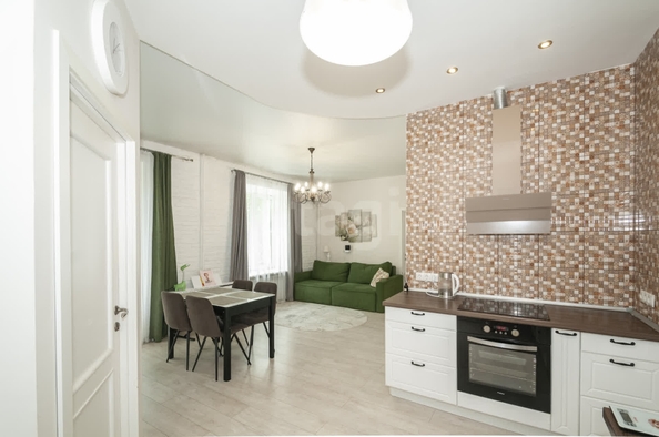 
  Продается 3-комн. квартира, 61.8 м², Урицкого ул, д. 1
. Фото 10.