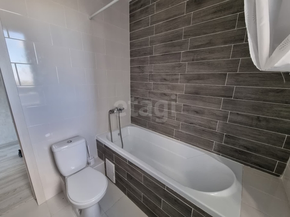 
  Продается универсальное помещение, 27.8 м², АК Бирюзовая жемчужина Апарт
. Фото 4.
