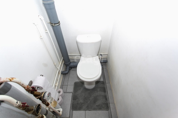 
  Продается 2-комн. квартира, 56.5 м², Петухова ул, д. 95/1
. Фото 23.