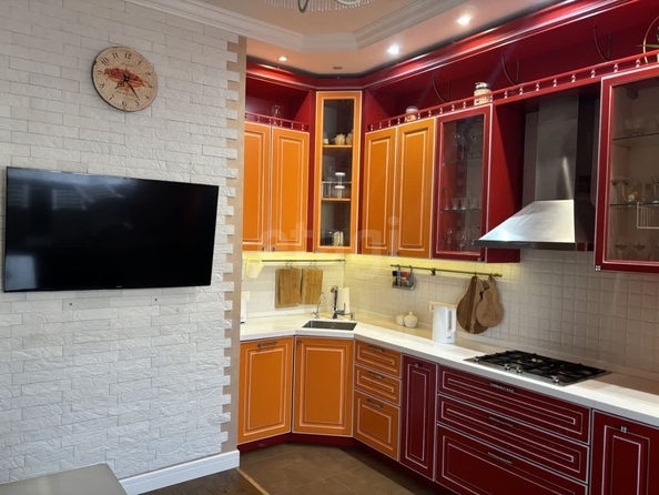 
  Продается 3-комн. квартира, 100 м², Кирова ул, д. 342
. Фото 1.