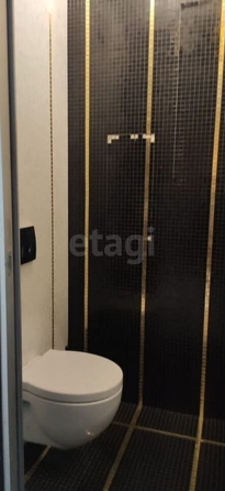 
  Продается 4-комн. квартира, 174 м², Орджоникидзе ул, д. 30
. Фото 5.