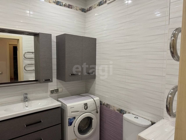 
  Продается 1-комн. квартира, 37.8 м², Декабристов ул, д. 41
. Фото 5.