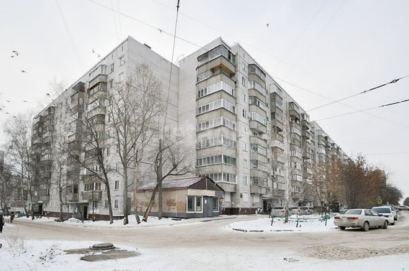 
  Продается 4-комн. квартира, 76.1 м², Оловозаводская ул, д. 1/2
. Фото 19.