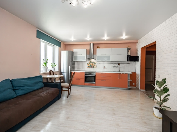 
  Сдается 3-комн. квартира, 82 м², Татьяны Снежиной ул, д. 45/2
. Фото 2.