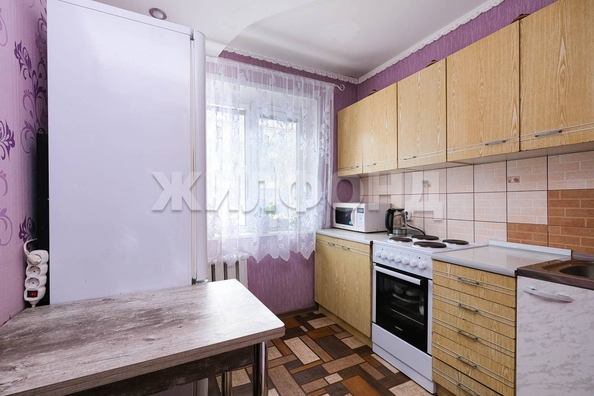 
  Продается 1-комн. квартира, 32.3 м², Объединения ул, д. 82
. Фото 8.