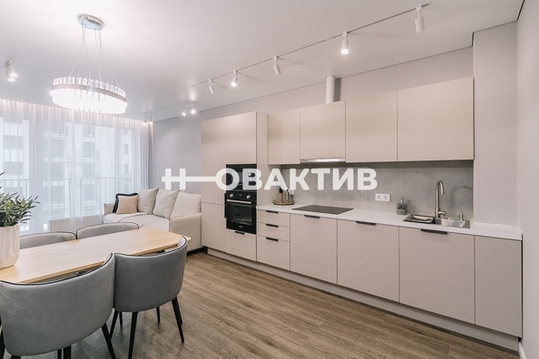 
  Сдается 3-комн. квартира, 87 м², Владимира Заровного ул, д. 8
. Фото 10.