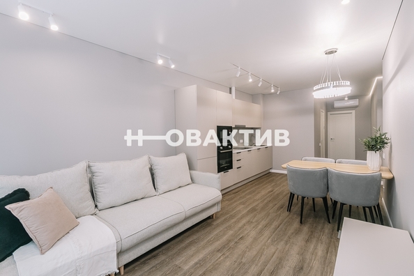 
  Сдается 3-комн. квартира, 87 м², Владимира Заровного ул, д. 8
. Фото 15.