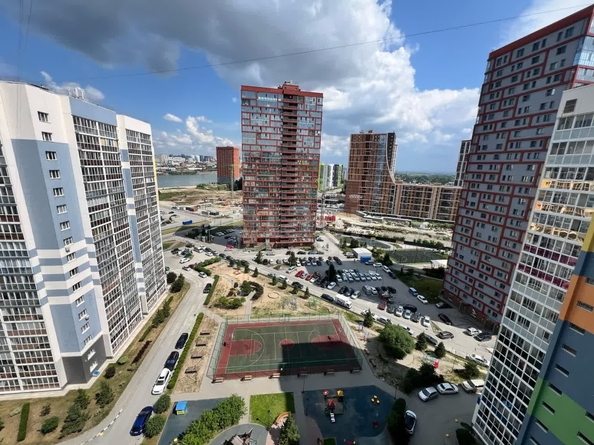 
  Продается 2-комн. квартира, 54.5 м², Ясный Берег ул, д. 6
. Фото 3.