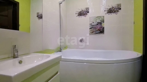 
  Продается 2-комн. квартира, 65 м², Линейная ул, д. 53/1
. Фото 1.
