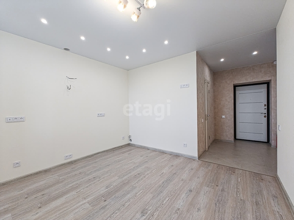 
  Продается 2-комн. квартира, 67 м², Бориса Богаткова ул, д. 201/3
. Фото 6.