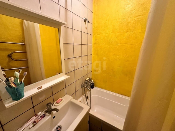 
  Продается 3-комн. квартира, 54.8 м², Народная ул, д. 25
. Фото 7.