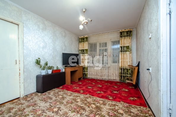 
  Продается 4-комн. квартира, 71 м², Гоголя ул, д. 194
. Фото 3.
