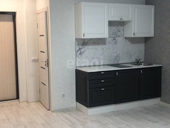 
  Сдается 1-комн. квартира, 28 м², Сухарная ул, д. 107/1
. Фото 9.