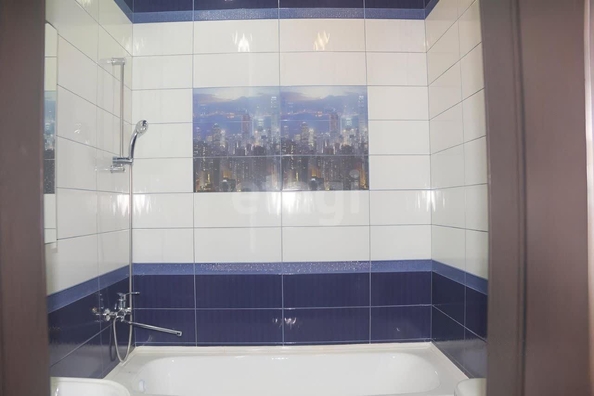 
  Сдается 2-комн. квартира, 72 м², Радужная ул, д. 11
. Фото 5.