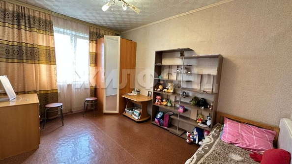 
  Продается 2-комн. квартира, 50.2 м², Троллейная ул, д. 132
. Фото 8.