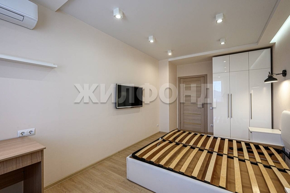 
  Продается 3-комн. квартира, 74.8 м², Лескова ул, д. 27
. Фото 16.