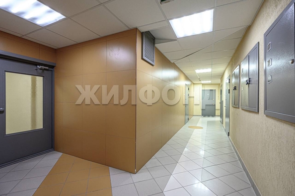 
  Продается 3-комн. квартира, 74.8 м², Лескова ул, д. 27
. Фото 34.