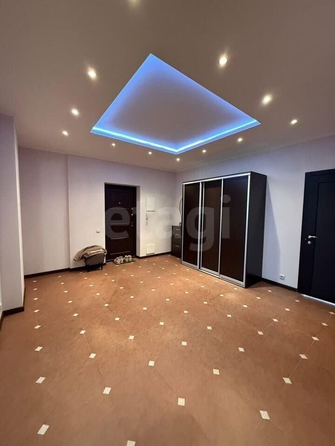 
  Сдается 2-комн. квартира, 90 м², Дзержинского пр-кт, д. 1/1
. Фото 8.