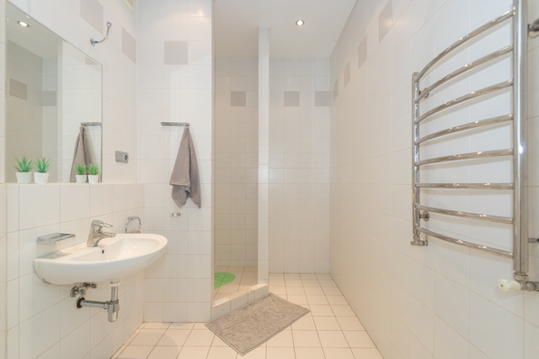 
  Сдается посуточно 1-комн. квартира, 40 м², Семьи Шамшиных ул, д. 4
. Фото 21.
