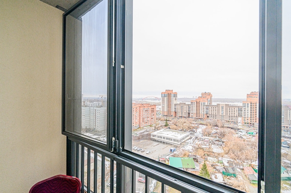 
  Сдам посуточно 2-комн. квартиру, 65 м², Большевистская ул, д. 32/1
. Фото 13.
