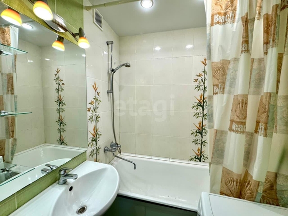 
  Продается 3-комн. квартира, 60.9 м², Никитина ул, д. 68
. Фото 2.