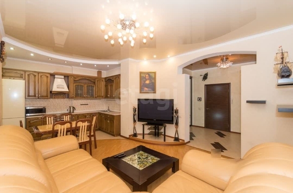 
  Продается 3-комн. квартира, 83 м², Дуси Ковальчук ул, д. 252
. Фото 6.