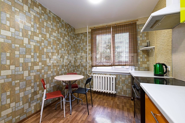 
  Продается 1-комн. квартира, 40.9 м², Зорге ул, д. 90
. Фото 8.