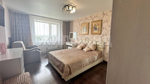 
  Продается 2-комн. квартира, 65 м², Калинина ул, д. 20
. Фото 4.