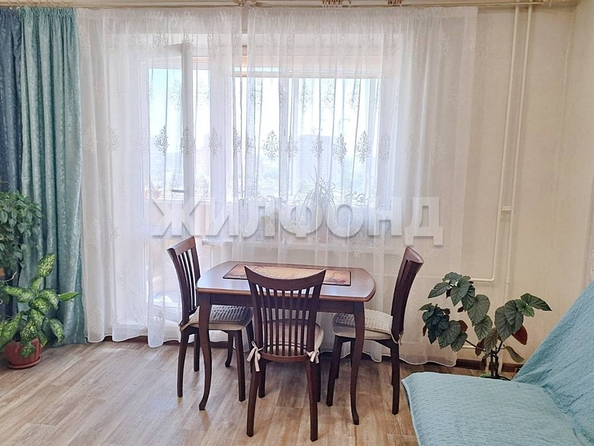 
  Продается 4-комн. квартира, 76.8 м², Красина ул, д. 60
. Фото 2.