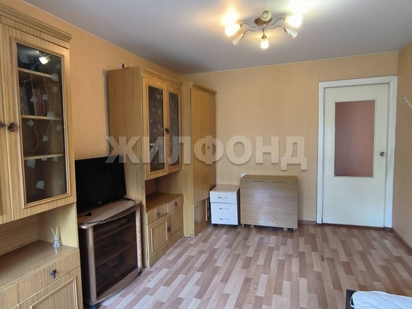 
  Продается 2-комн. квартира, 43 м², Блюхера ул, д. 33
. Фото 2.