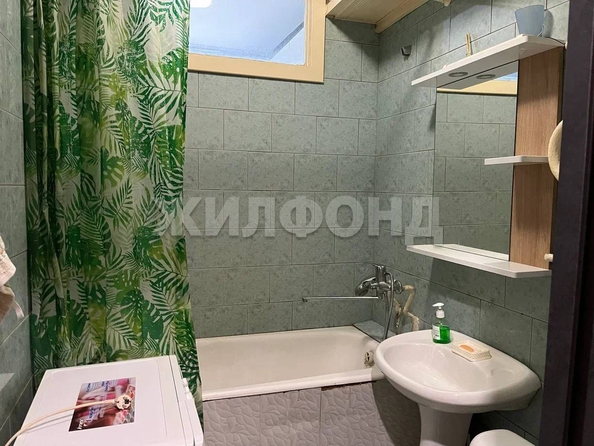 
  Продается 2-комн. квартира, 42.7 м², Молодежи б-р, д. 26
. Фото 8.